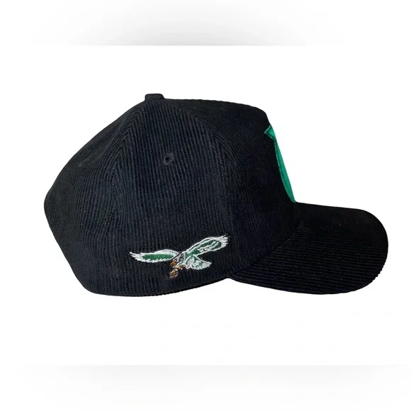 Philadelphia Eagles Men's Corduroy Snapback Hat Green/Black - Picture 4 of 6